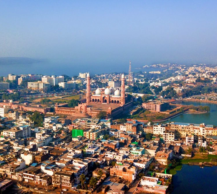 Bhopal Taxi